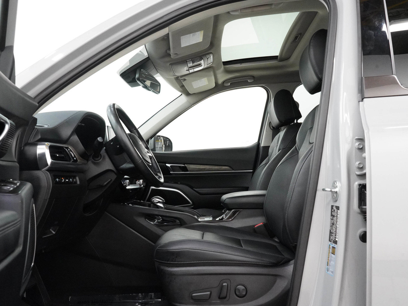 Used 2022 Kia Telluride EX w/ EX Premium Package AWD/4WD image 21