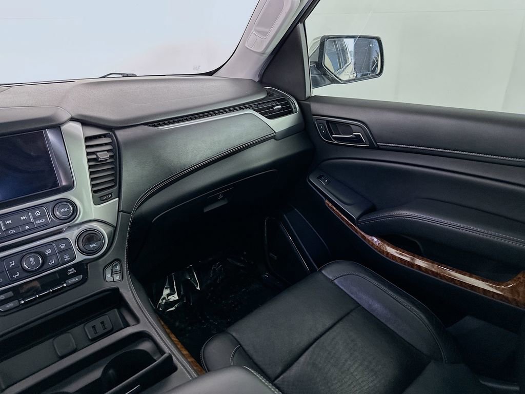 Used 2016 Chevrolet Tahoe LTZ AWD/4WD image 32