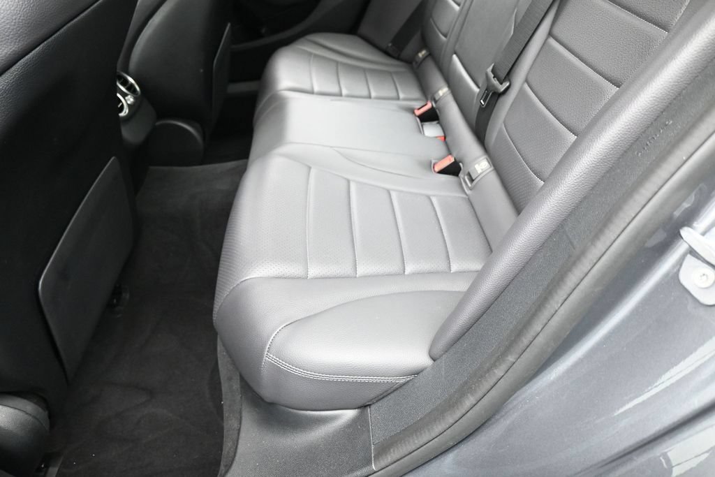 Used 2019 Mercedes-Benz C 300 Sedan image 31
