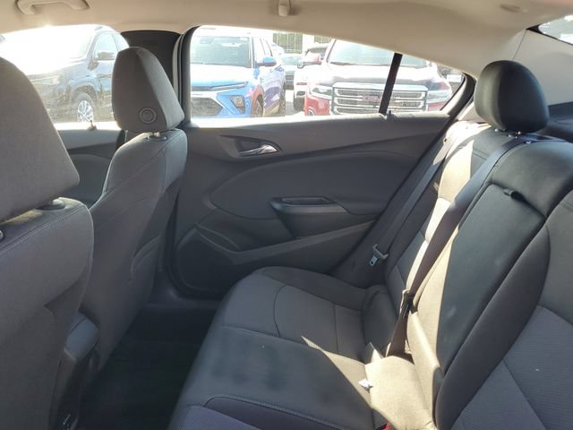 Certified 2018 Chevrolet Cruze LT w/ Convenience Package FWD image 8