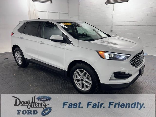 Used 2024 Ford Edge SEL image 3