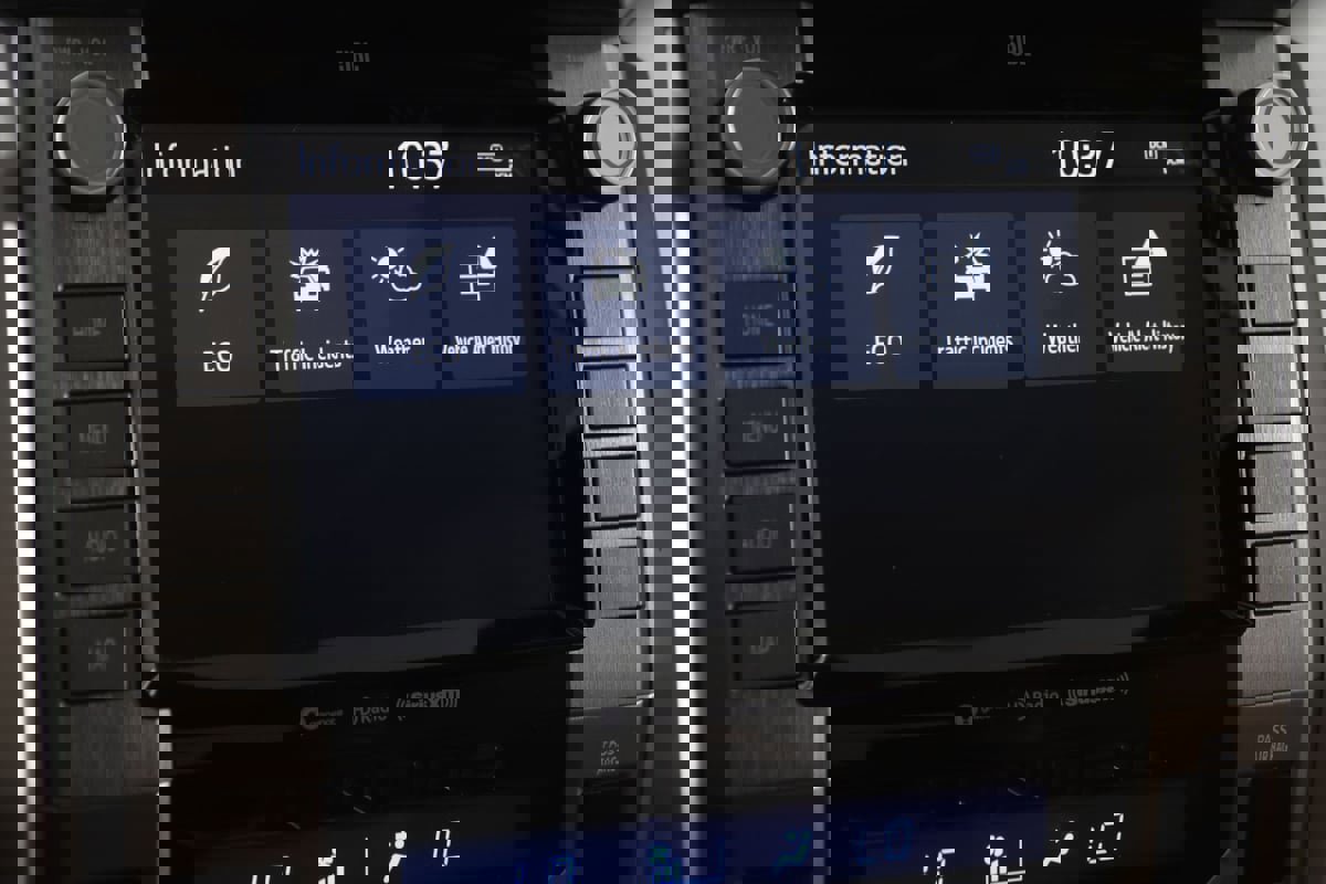 Used 2021 Toyota Tundra 1794 Edition image 35