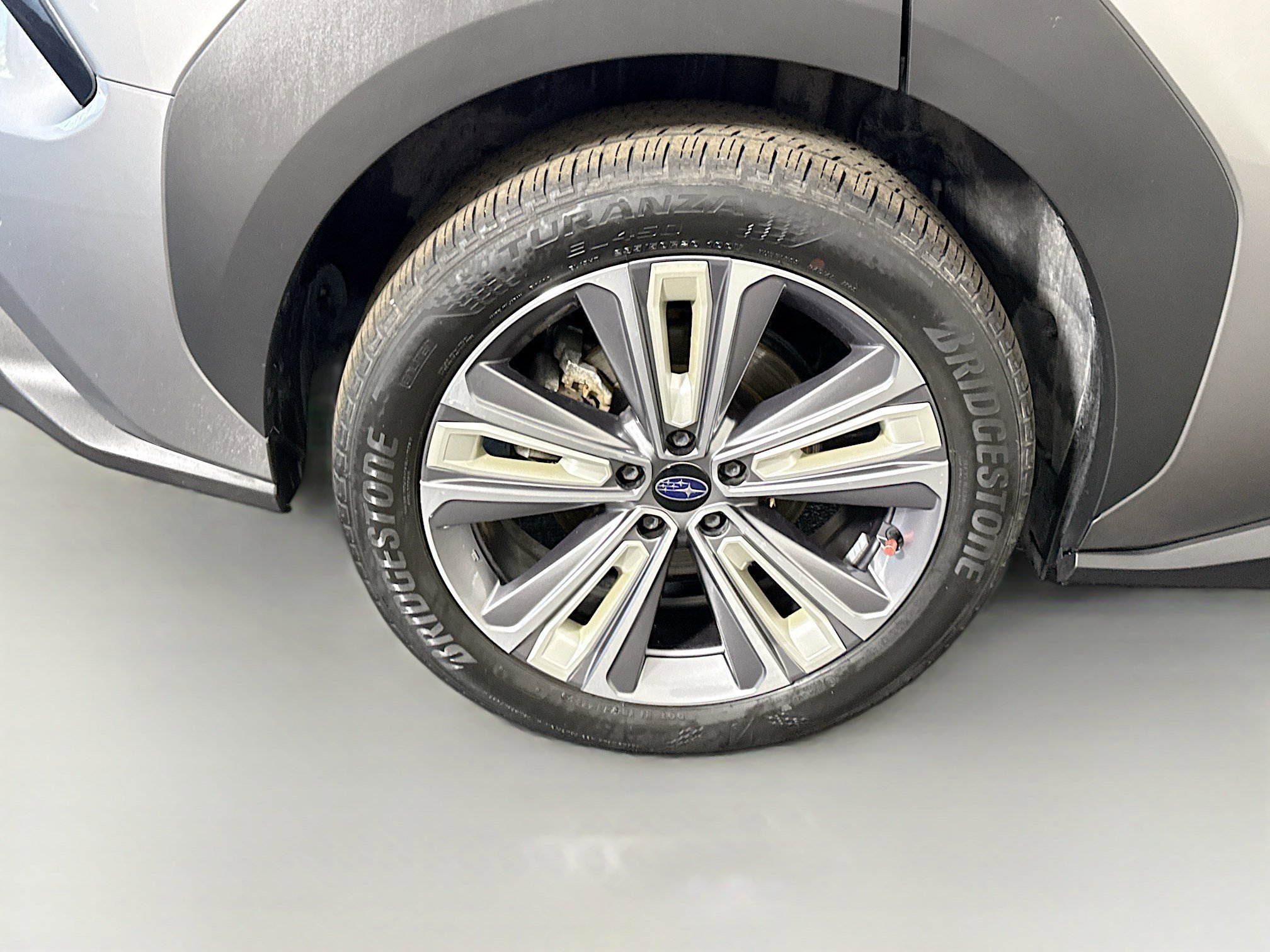Used 2023 Subaru Solterra AWD image 33