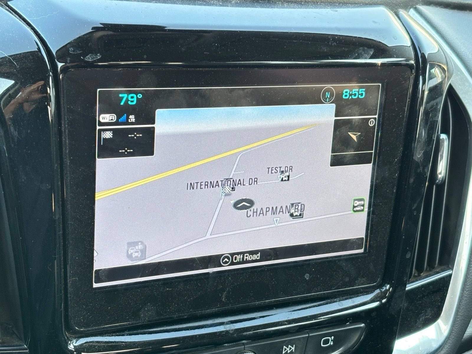 Used 2019 Chevrolet Traverse LT w/ LT Premium Package FWD image 14