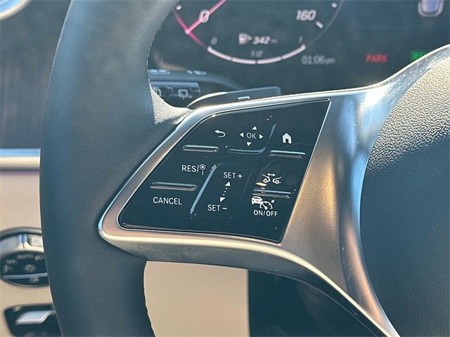 Used 2025 Mercedes-Benz GLC 350e 4MATIC image 8