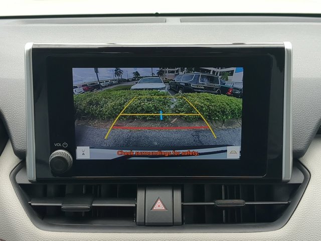 Used 2025 Toyota RAV4 XLE w/ Convenience Package FWD image 25