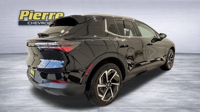 New 2026 Chevrolet Equinox EV LT AWD/4WD image 5