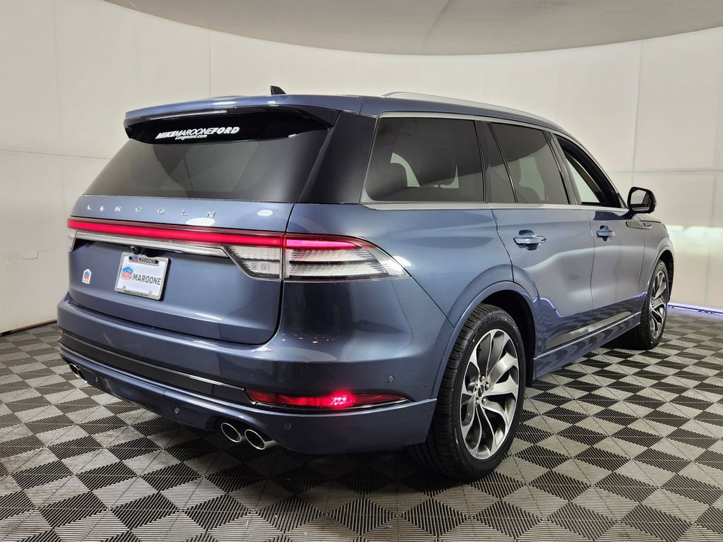 Used 2021 Lincoln Aviator Grand Touring w/ Equipment Group 302A AWD/4WD image 7