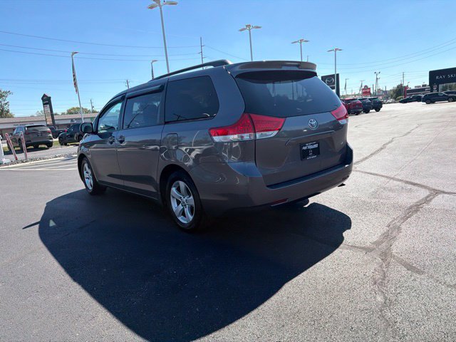 Used 2014 Toyota Sienna LE FWD image 14