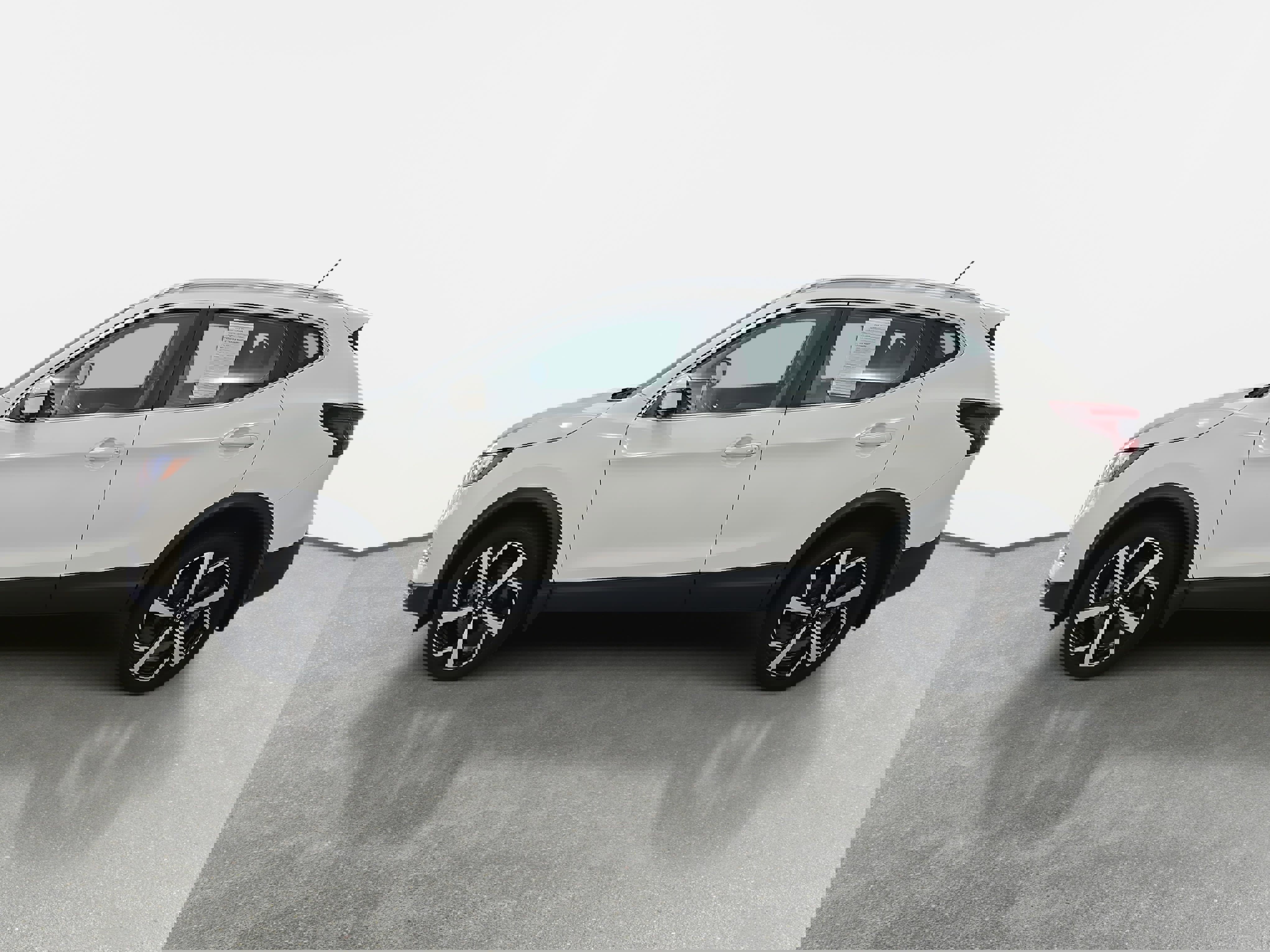 Certified 2022 Nissan Rogue Sport SL image 8