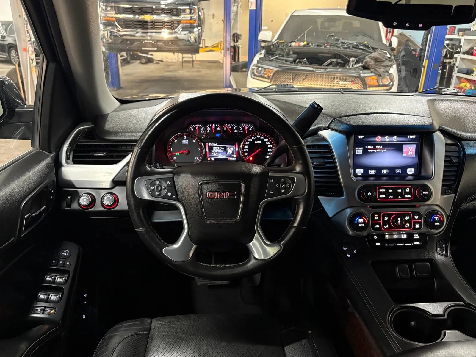Used 2015 GMC Yukon SLT image 20