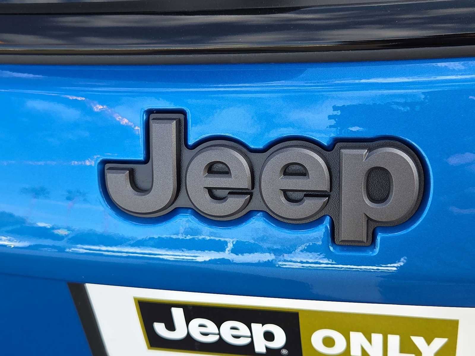 New 2026 Jeep Compass Latitude image 11