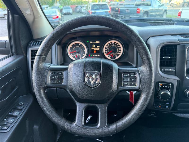 Used 2017 RAM 1500 Express AWD/4WD image 28