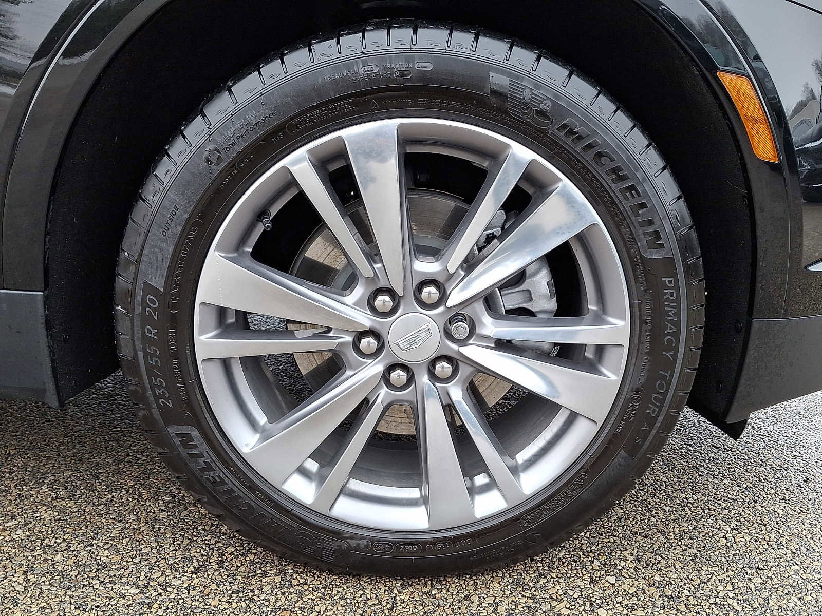 Certified 2024 Cadillac XT5 Premium Luxury w/ LPO, Floor Liner Package image 10