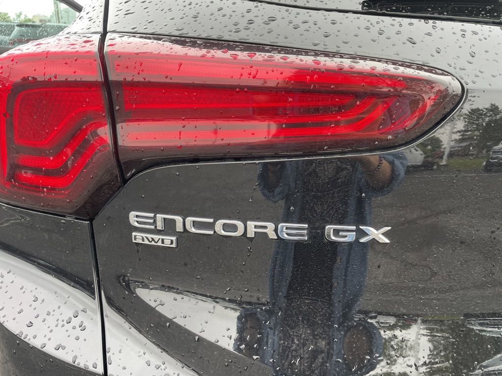 Used 2024 Buick Encore GX Sport Touring image 34