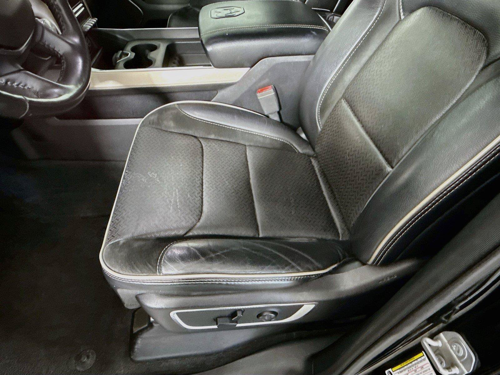 Used 2019 RAM 1500 Laramie AWD/4WD image 10