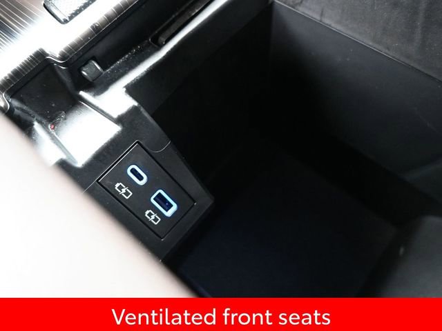 Certified 2024 Toyota Sienna Platinum image 24