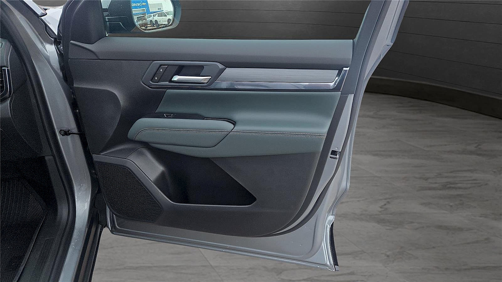 New 2026 GMC Terrain AT4 w/ LPO, Floor Liner Package AWD/4WD image 23