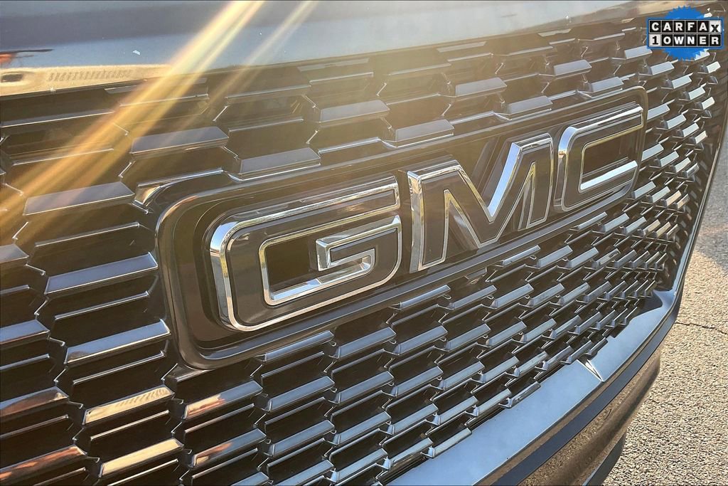Used 2023 GMC Yukon Denali Ultimate image 31