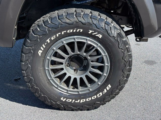 Used 2019 Toyota Tacoma TRD Sport AWD/4WD image 31