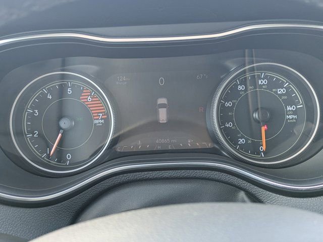 Used 2019 Jeep Cherokee Limited w/ Technology Group image 23