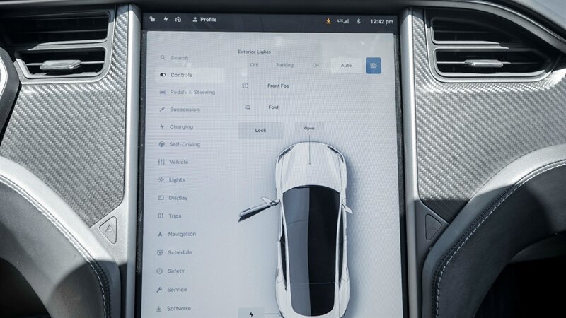 Used 2020 Tesla Model S Performance AWD/4WD image 22