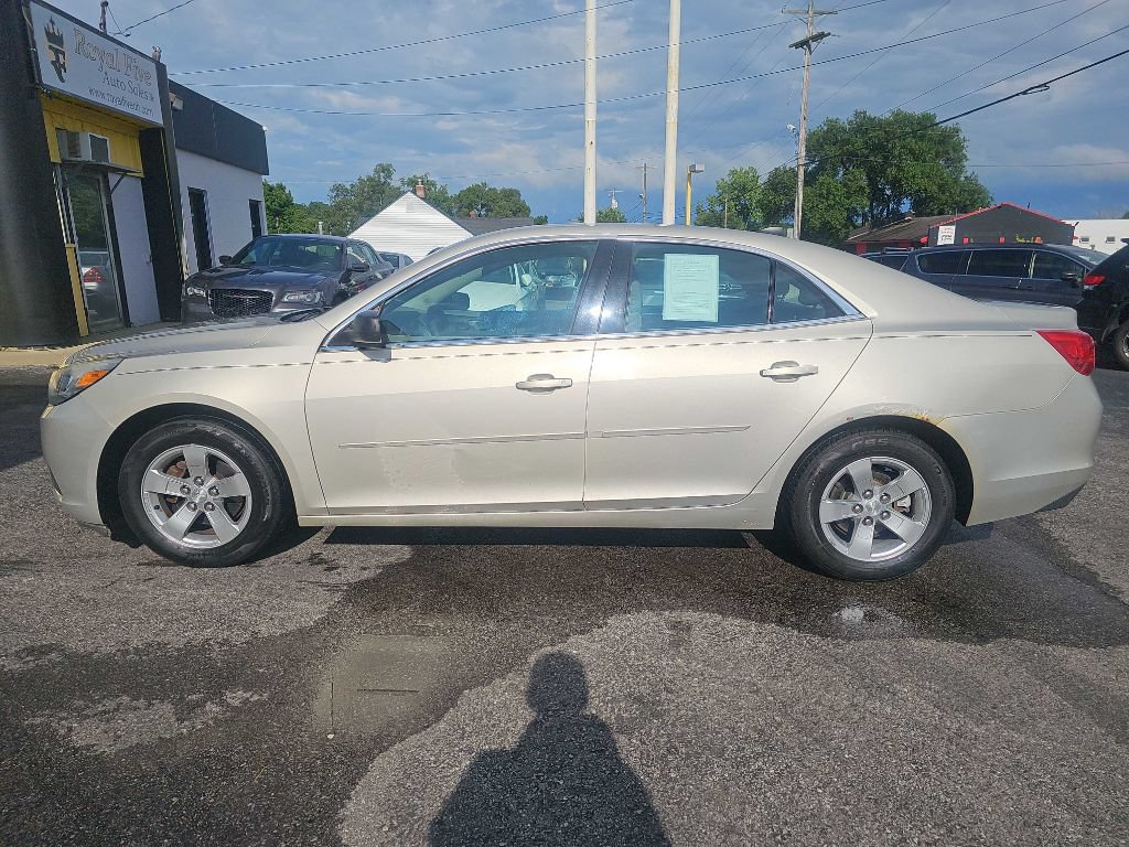 Used 2013 Chevrolet Malibu LS w/ Protection Package FWD image 12