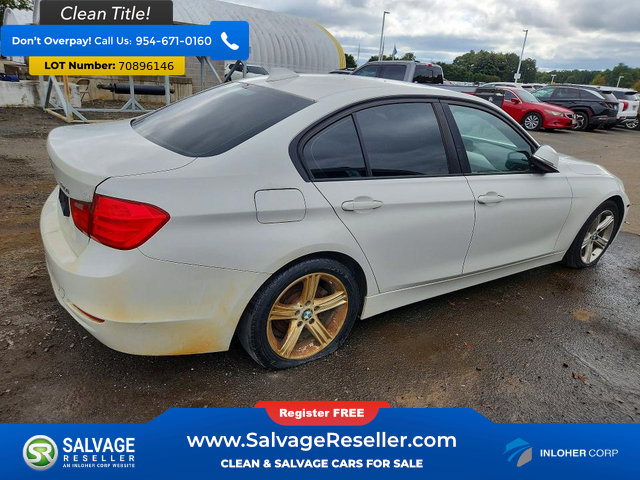 Used 2013 BMW 320i xDrive Sedan AWD/4WD image 4