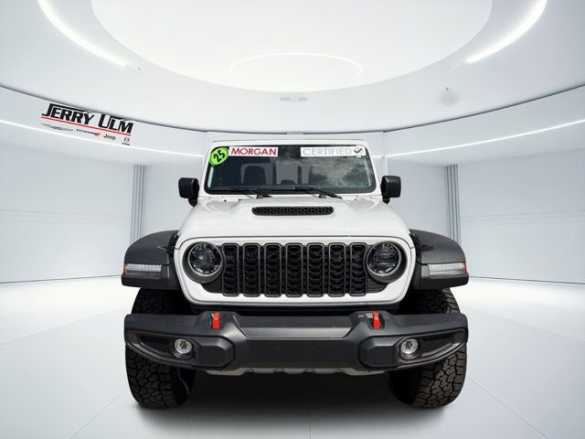 Used 2025 Jeep Gladiator Mojave w/ Convenience Group image 9
