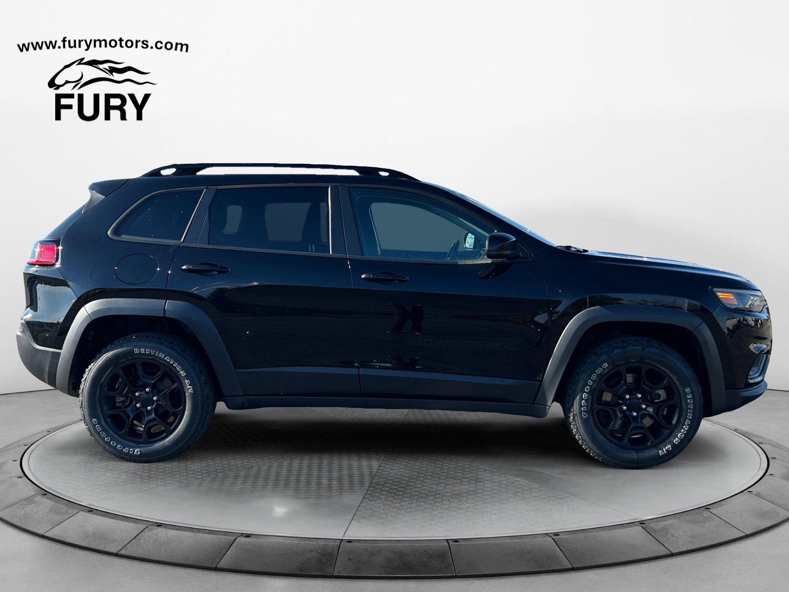 Used 2022 Jeep Cherokee Latitude AWD/4WD image 3