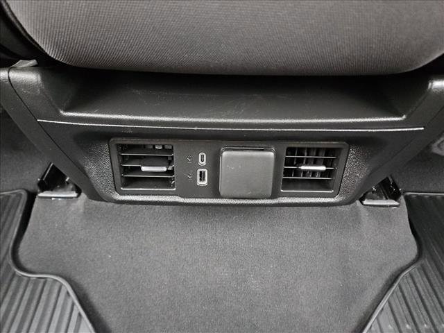 Used 2025 Chevrolet Silverado 1500 LT image 17