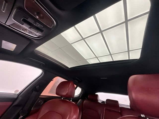 Used 2019 Kia Stinger GT2 AWD/4WD image 7