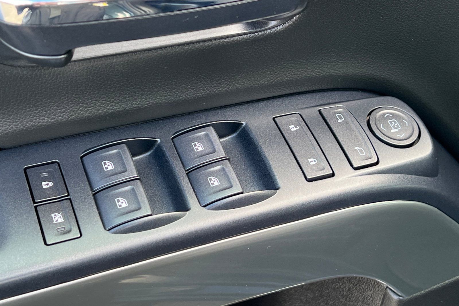 Used 2019 Chevrolet Silverado 3500 LT w/ All-Star Edition image 11