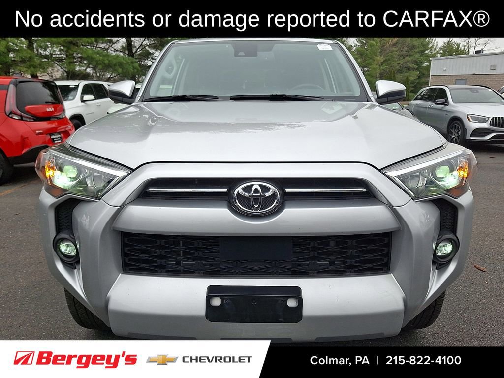 Used 2024 Toyota 4Runner SR5 RWD image 2