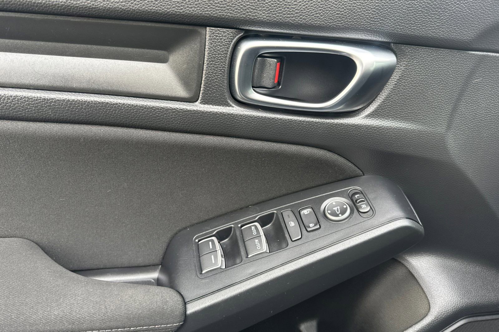 Used 2022 Honda Civic LX image 11