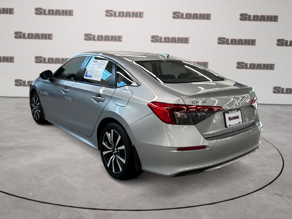 Used 2023 Honda Civic EX image 3
