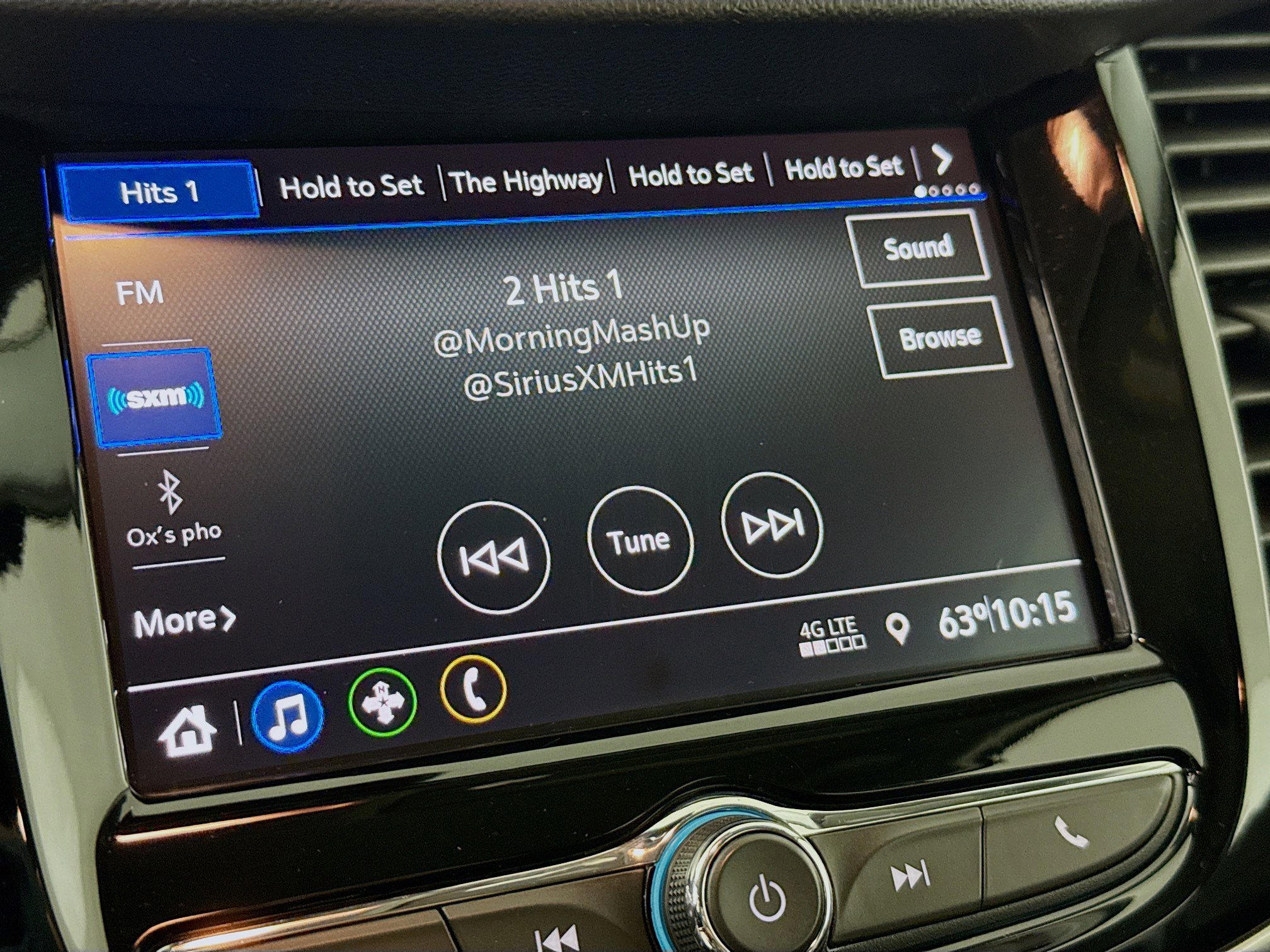 Used 2022 Chevrolet Trax LS w/ Tint and Cruise Package image 16