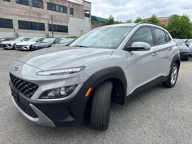 Certified 2023 Hyundai Kona SEL w/ Cargo Package AWD/4WD image 3