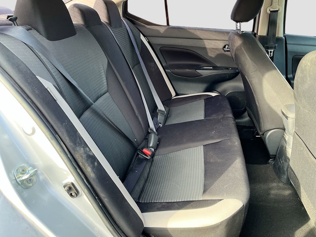 Used 2022 Nissan Versa SV image 26