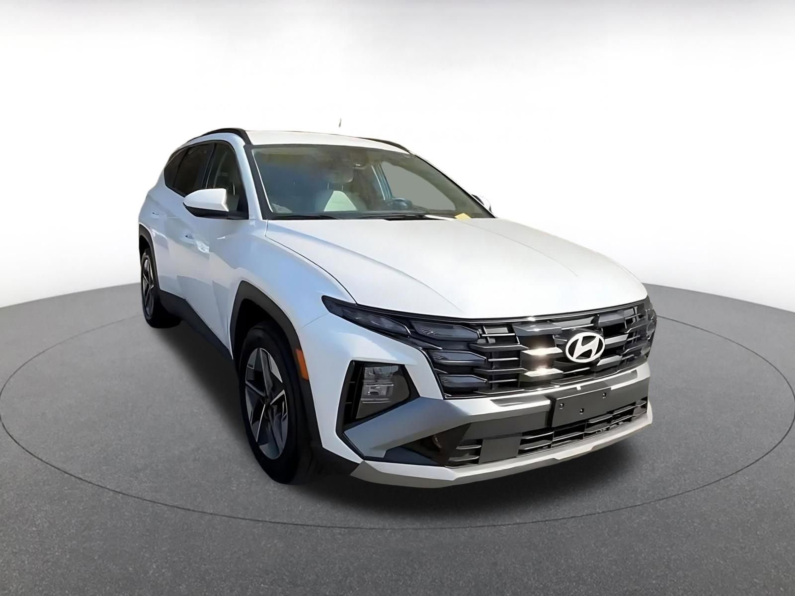 Used 2025 Hyundai Tucson SEL image 3