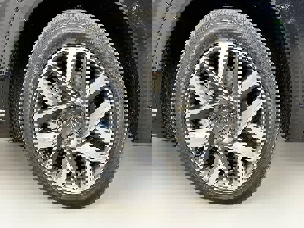 Used 2023 Hyundai Santa Fe Calligraphy image 8