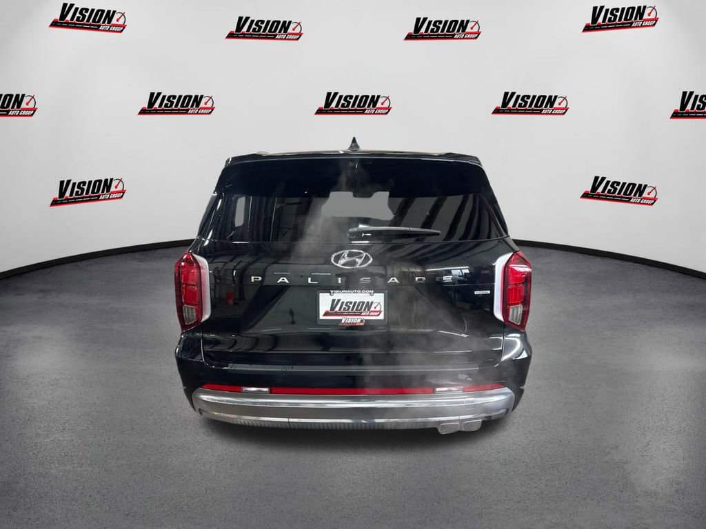 Certified 2024 Hyundai Palisade Calligraphy image 6