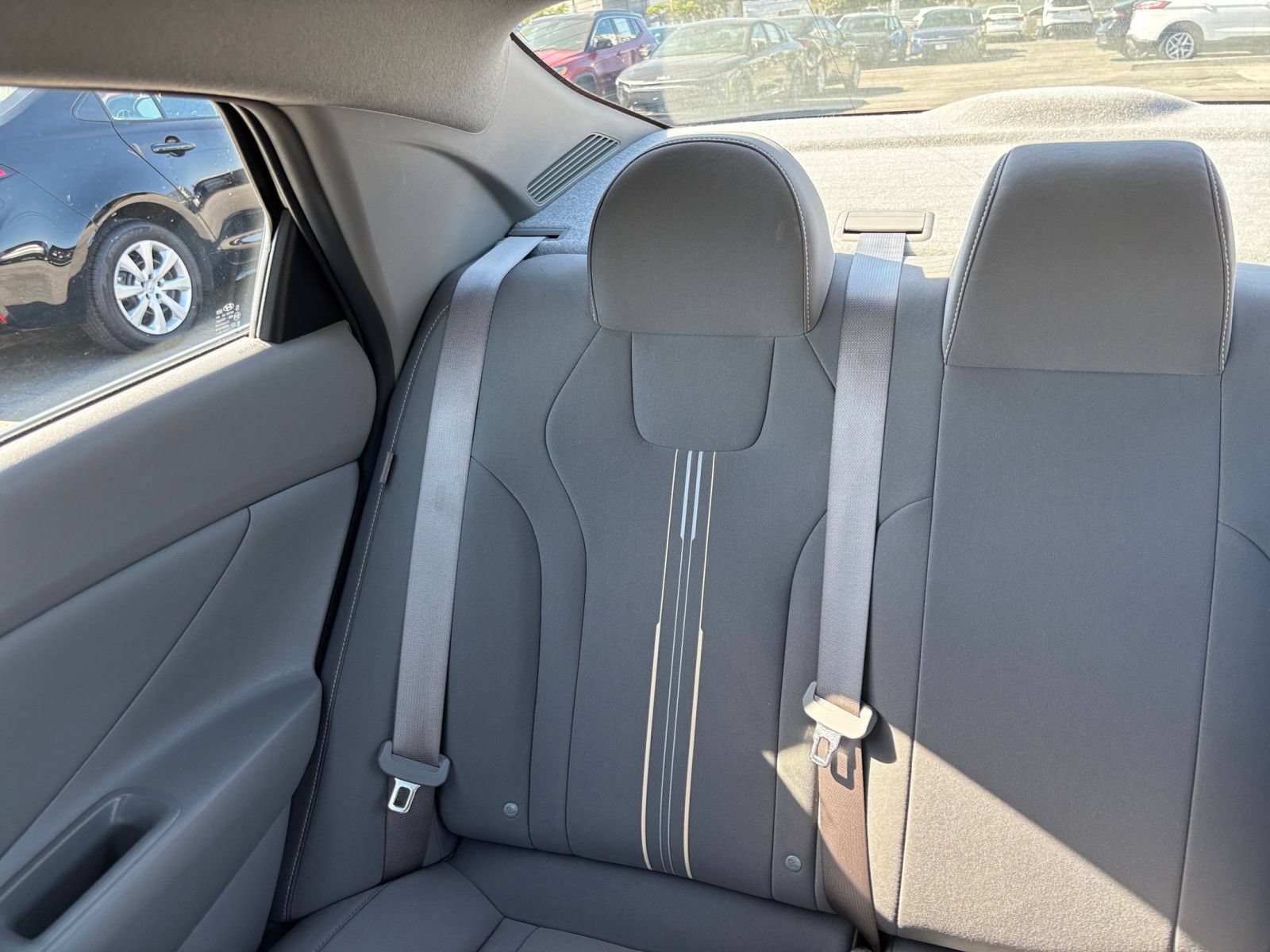 Used 2026 Hyundai Elantra Sport FWD image 40