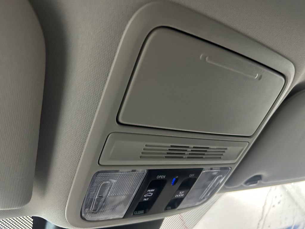 New 2026 Honda Odyssey EX-L image 24