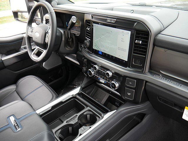 New 2026 Ford F450 Platinum w/ FX4 Off-Road Package image 34