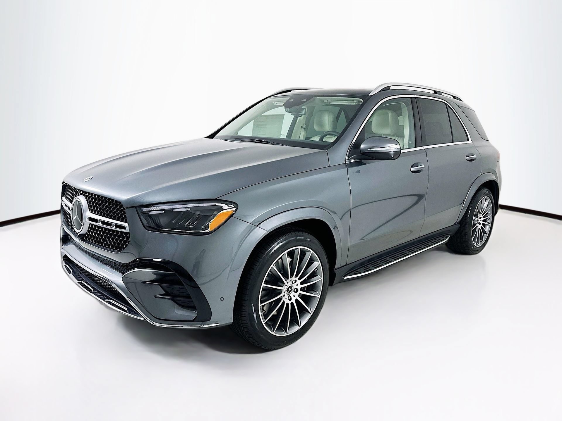 New 2026 Mercedes-Benz GLE 450 4MATIC image 3