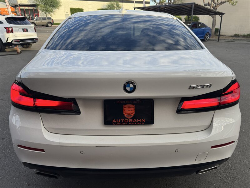 Used 2023 BMW 530i w/ Convenience Package RWD image 11