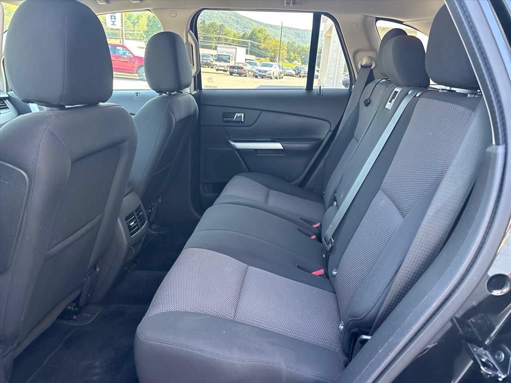 Used 2013 Ford Edge SEL FWD image 10