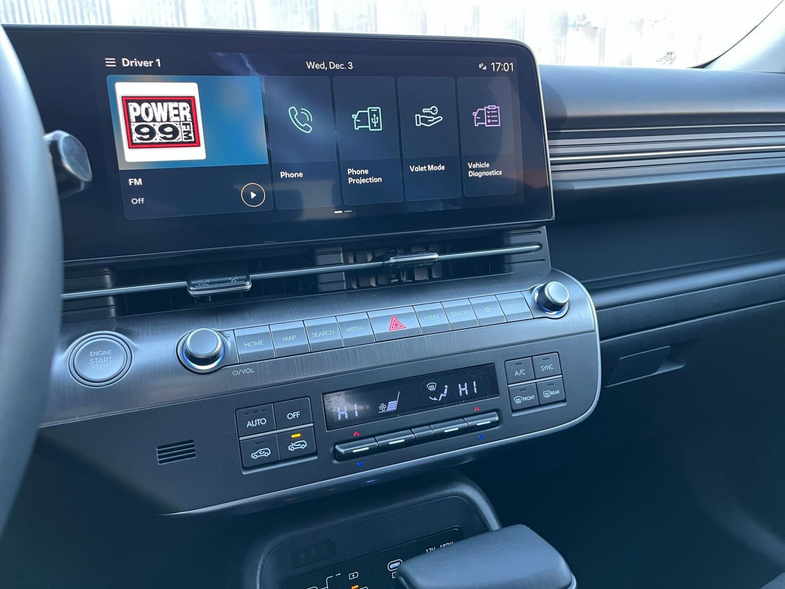 Used 2025 Hyundai Kona SEL image 21