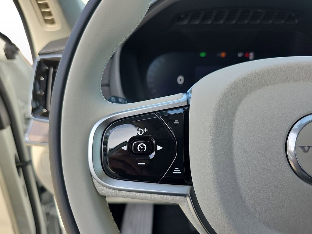 New 2026 Volvo XC90 B6 Ultra w/ Protection Package image 27